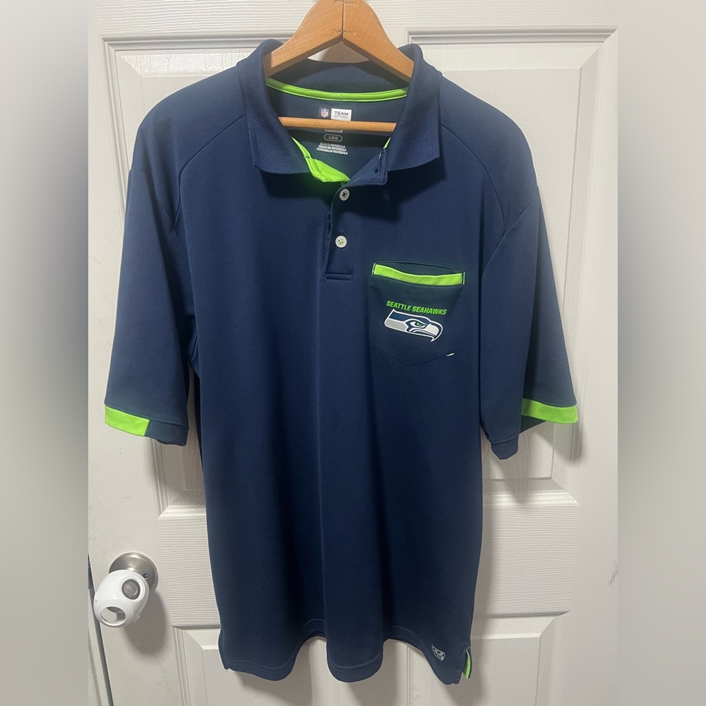NFL Team Apparel Men's SEATTLE SEAHAWKS Colorblock Short Sleeve Polo Size Large